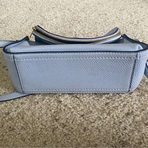 Marc Jacobs Mini groove leather bag gently used - Picture 7 of 9